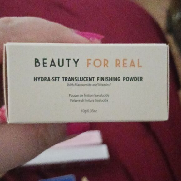 Beauty For Real Hydra-Set Translucent Finishing Powder - Picture 2 of 4